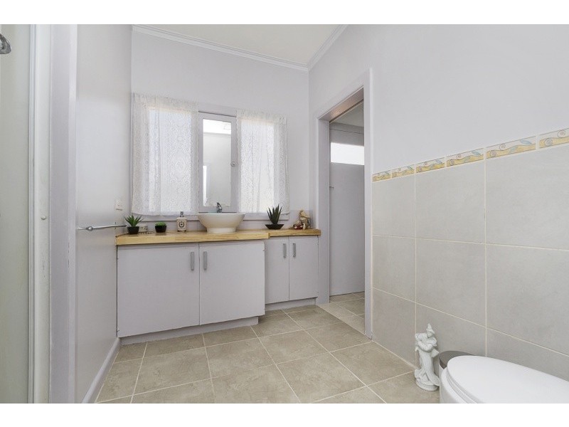 70 Midland Highway, Epsom VIC 3551