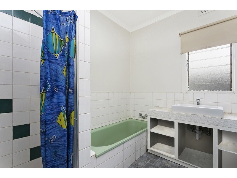 220 Mackenzie Street, Golden Square VIC 3555