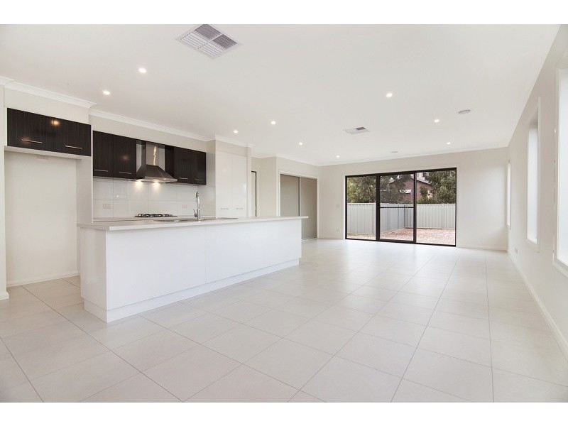3/22 Emmett Street, Golden Square VIC 3555