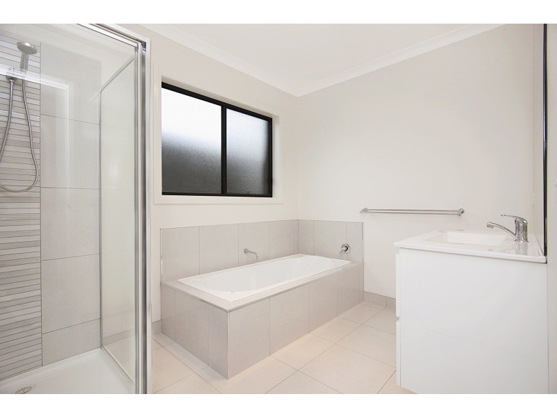 3/22 Emmett Street, Golden Square VIC 3555