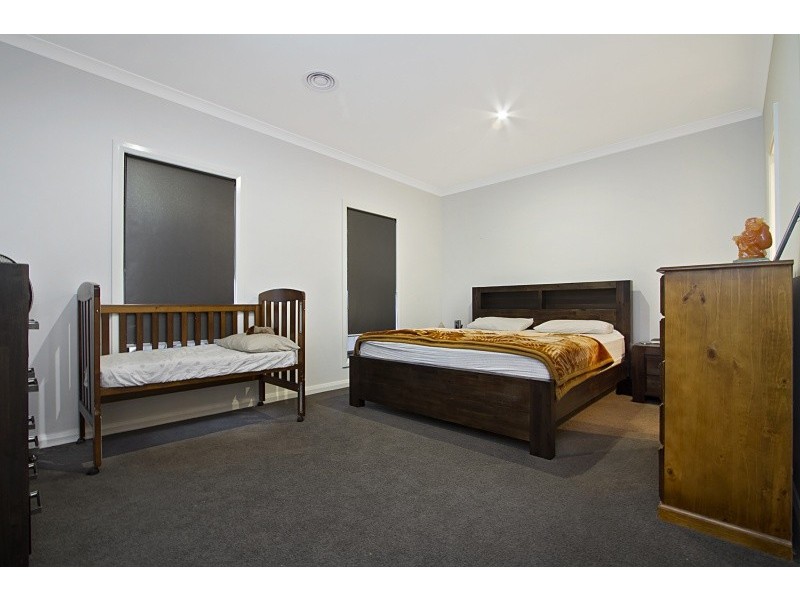 1/20a MacDougall Road, Golden Square VIC 3555