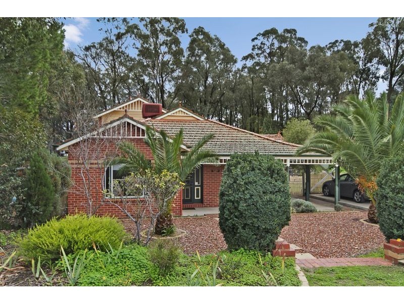 6 Cardogen Place, Kennington VIC 3550