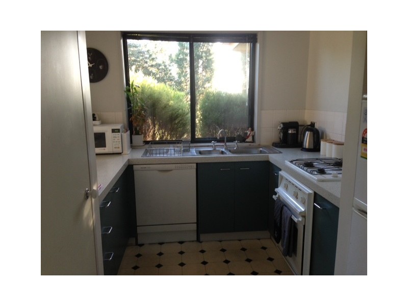 15 Proud Terrace, Flora Hill VIC 3550