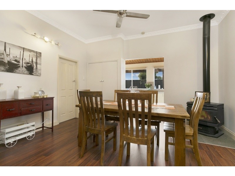 360 Eaglehawk Road, California Gully VIC 3556