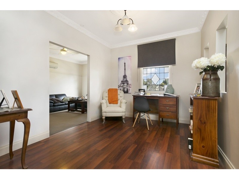 360 Eaglehawk Road, California Gully VIC 3556