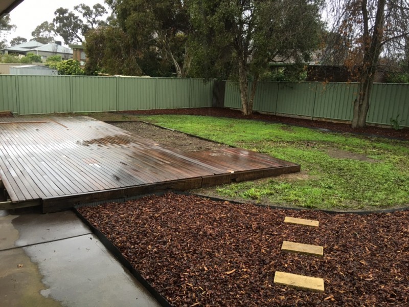 14 Butcher Street, Strathdale VIC 3550
