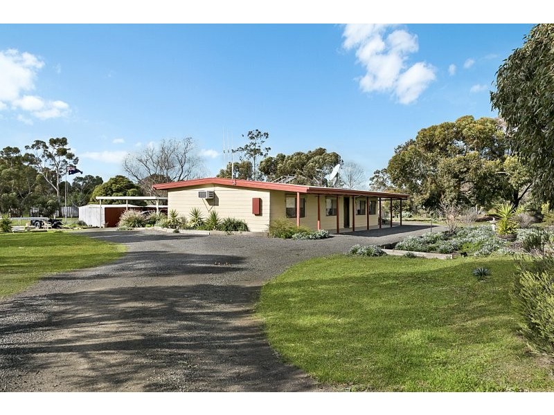 12 Railway Court, Knowsley VIC 3523