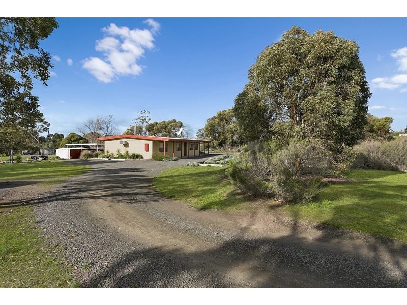 12 Railway Court, Knowsley VIC 3523