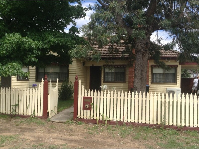 26 Carpenter, Kangaroo Flat VIC 3555