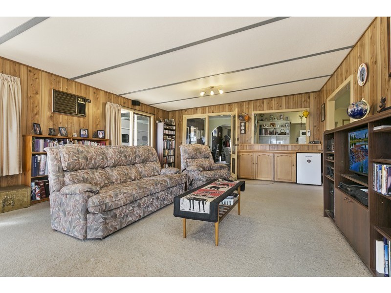 7 Thompson Street, Long Gully VIC 3550