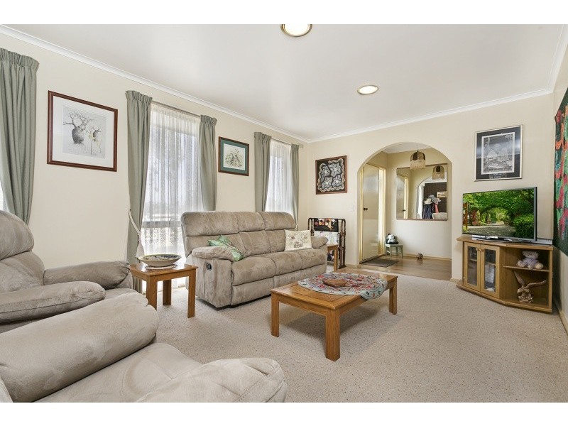 7 Thompson Street, Long Gully VIC 3550