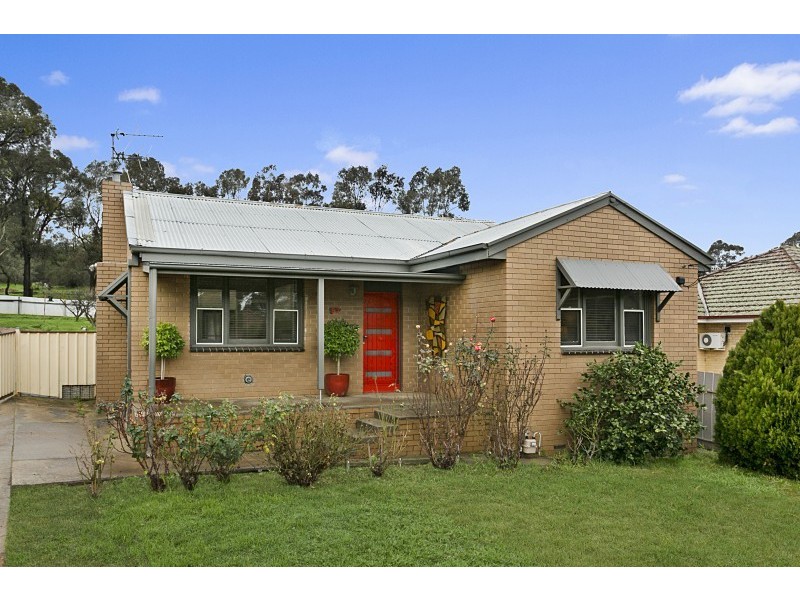 57 Belle Vue Road, Golden Square VIC 3555