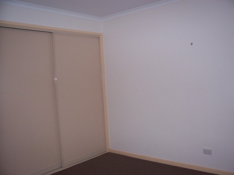 1/5 Biggs Court, Flora Hill VIC 3550