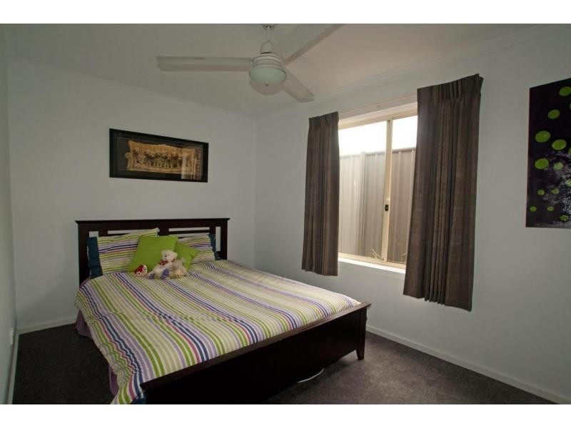 2/10A Haggar Street, Eaglehawk VIC 3556