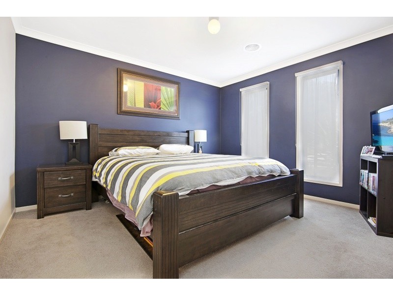 8 Arrawalli Avenue, Ascot VIC 3551