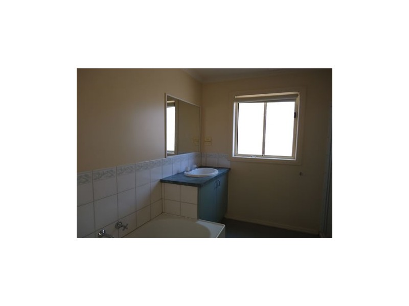 2/11 Susan Street, Bendigo VIC 3550