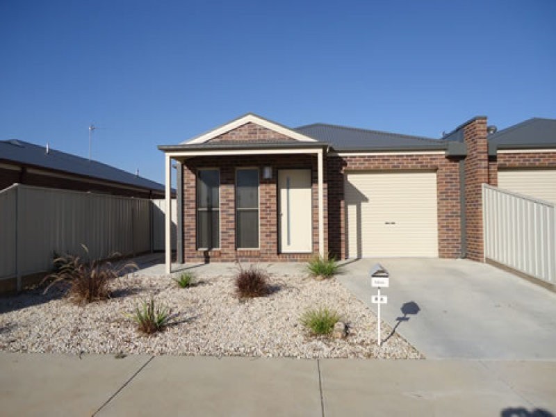 8B Market Gardens Circuit, Epsom VIC 3551