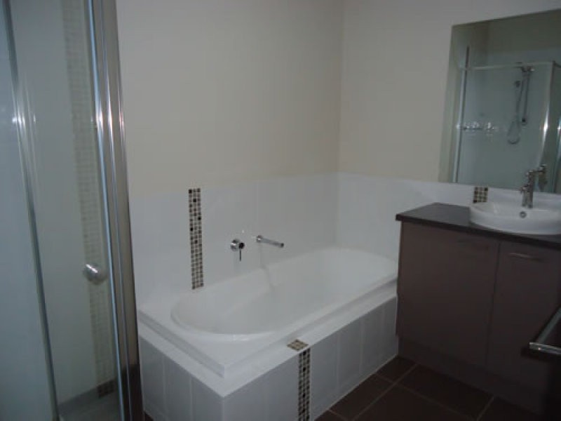 8B Market Gardens Circuit, Epsom VIC 3551