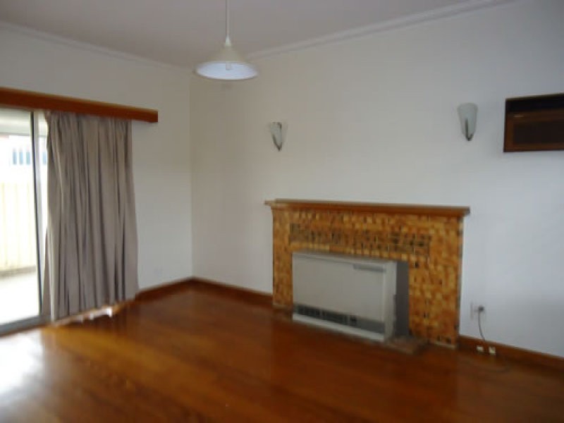 17 Marshall Crescent, Kennington VIC 3550