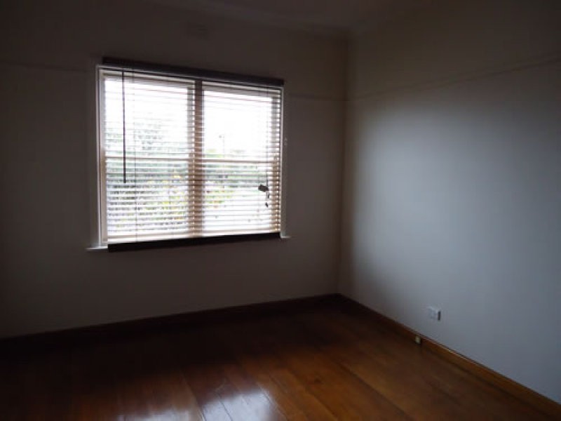 17 Marshall Crescent, Kennington VIC 3550