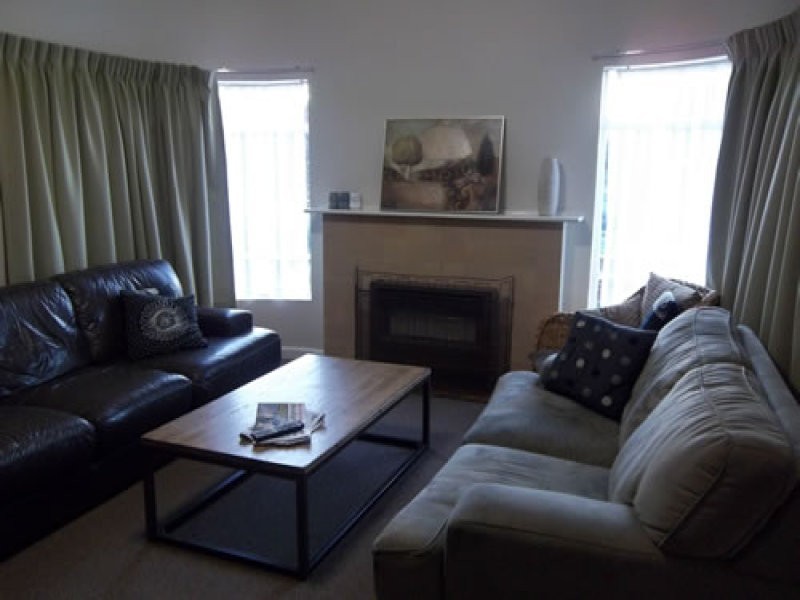 99 Sternberg Street, Kennington VIC 3550