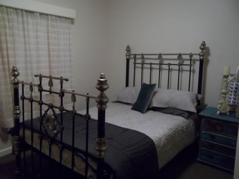 99 Sternberg Street, Kennington VIC 3550