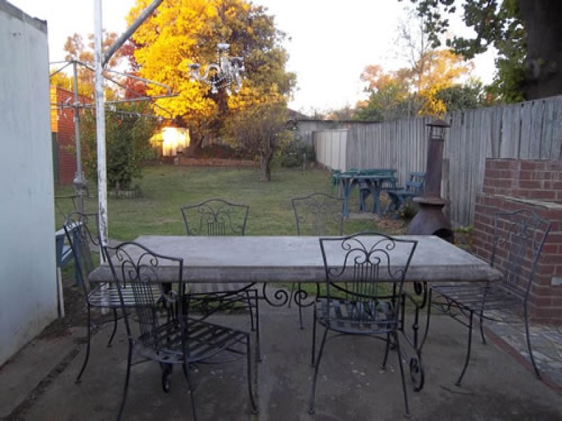 99 Sternberg Street, Kennington VIC 3550