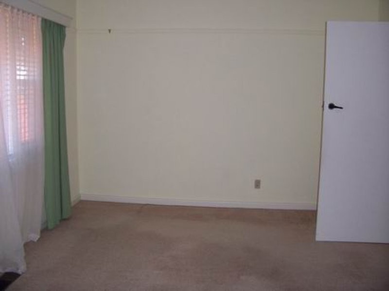 24 Ellis Street, Flora Hill VIC 3550