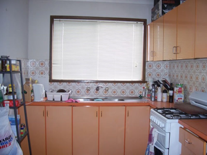 2/112 Condon Street, Kennington VIC 3550