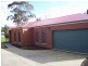 2/16 Peppertree Grove, Strathdale VIC 3550