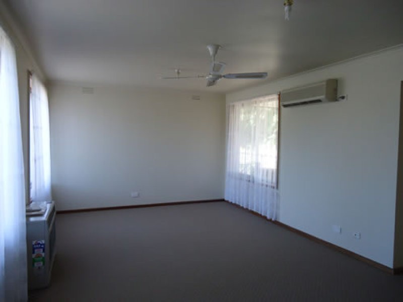 28 Hercules Street, Long Gully VIC 3550