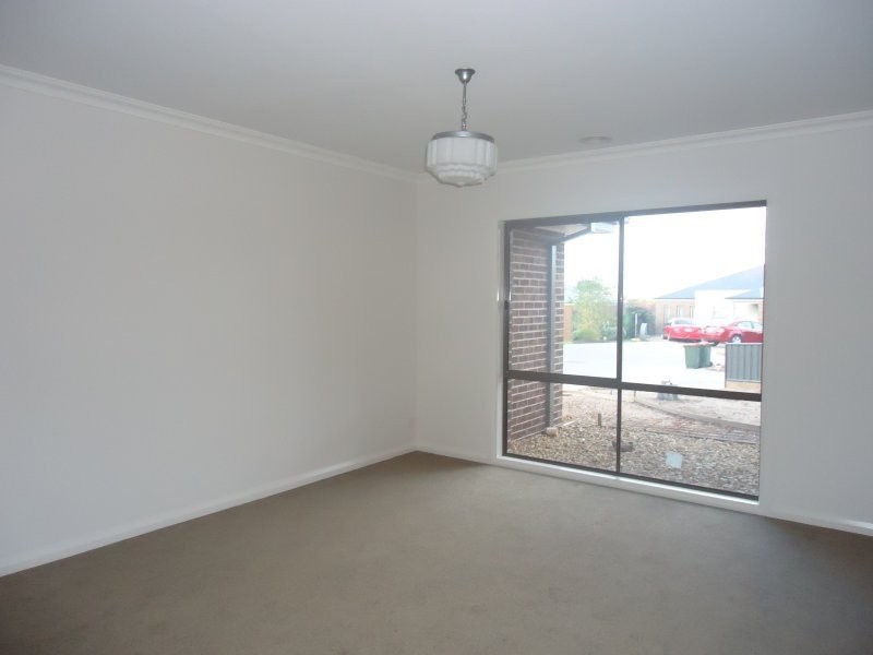 8 Kildonnan Place, Strathdale VIC 3550