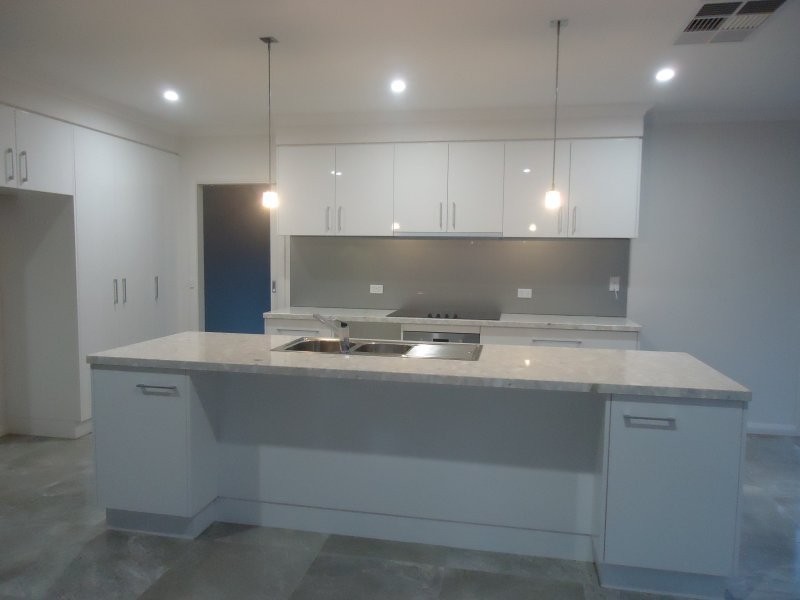 8 Kildonnan Place, Strathdale VIC 3550