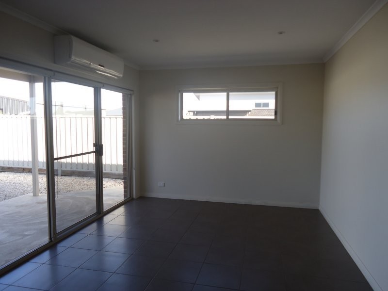 8A Market Gardens Circuit, Epsom VIC 3551