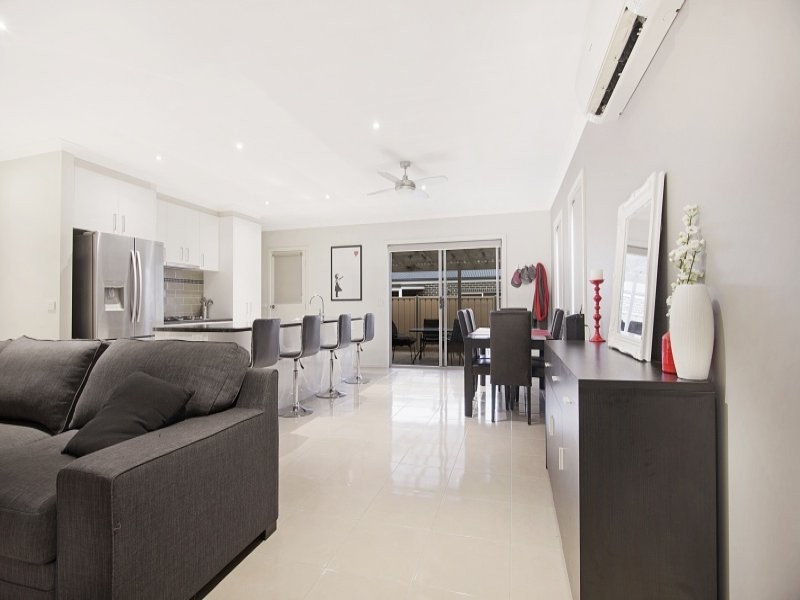 1/18A Emmett Street, Golden Square VIC 3555