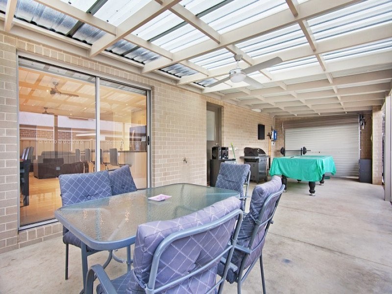 1/18A Emmett Street, Golden Square VIC 3555