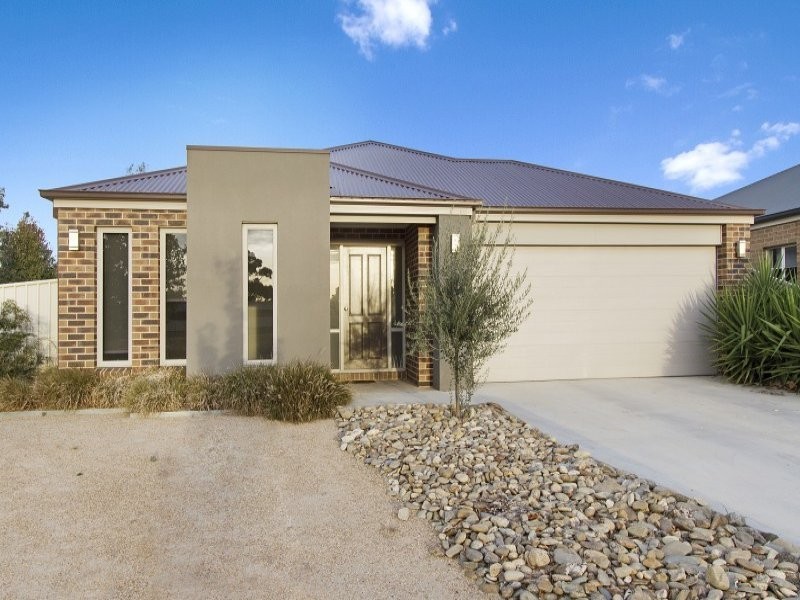 118 Myrtle Road, Ascot VIC 3551