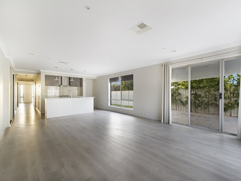 118 Myrtle Road, Ascot VIC 3551