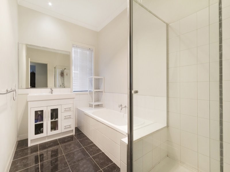 4/20 Verbena Terrace, Epsom VIC 3551