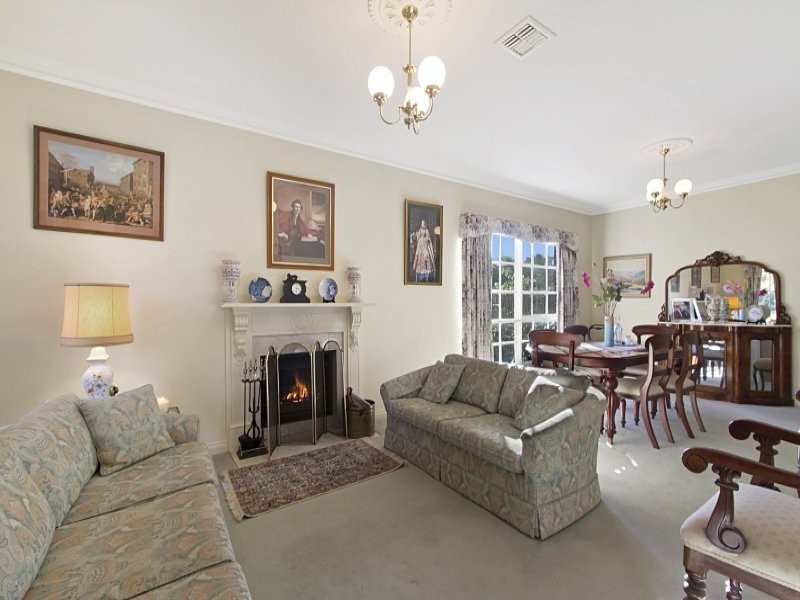 3 Keogh Drive, Spring Gully VIC 3550