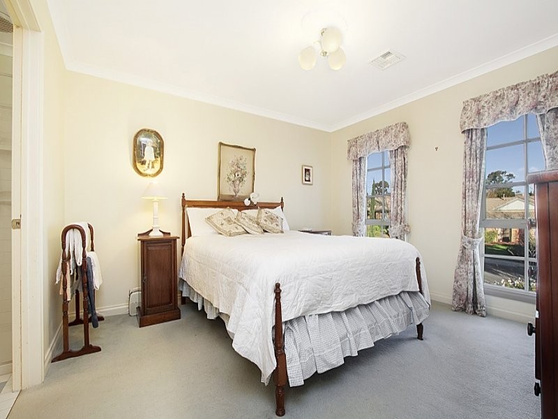 3 Keogh Drive, Spring Gully VIC 3550