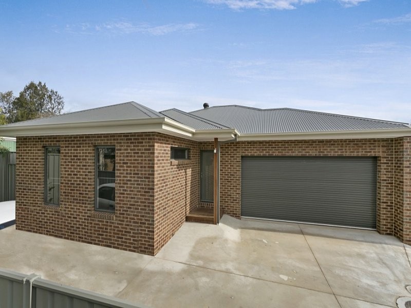 1/20A MacDougall Road, Golden Square VIC 3555