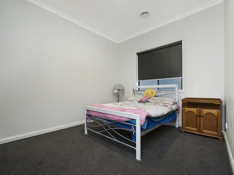 1/20A MacDougall Road, Golden Square VIC 3555