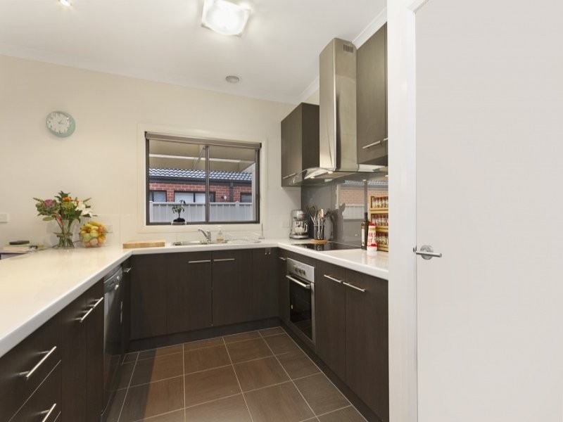 3 Elandra Drive, Ascot VIC 3551