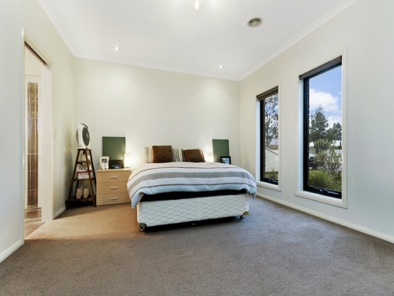 3 Elandra Drive, Ascot VIC 3551