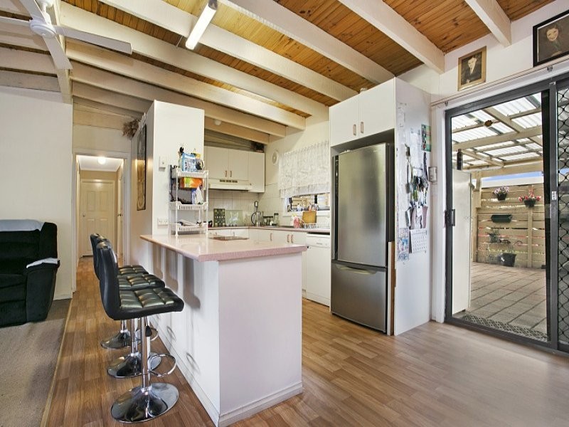 12 Railway Court, Knowsley VIC 3523