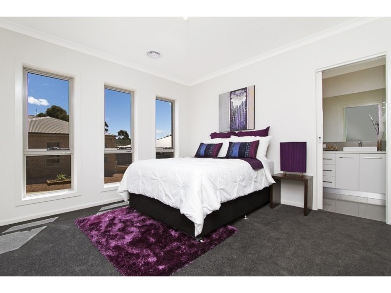 8/35 Pallett Street, Golden Square VIC 3555