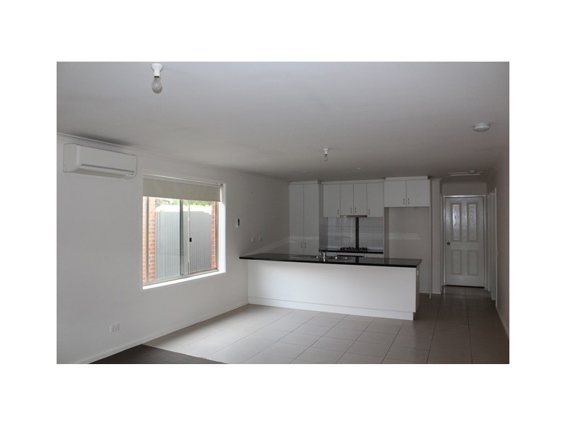 2/21 Church Street, Eaglehawk VIC 3556