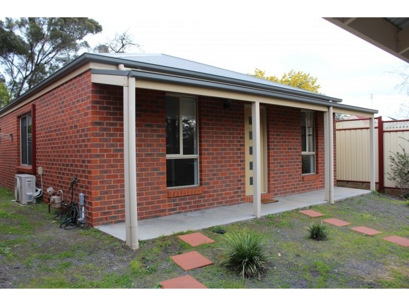 2/21 Church Street, Eaglehawk VIC 3556