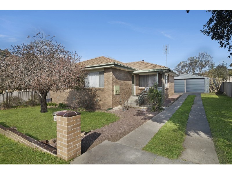 6 Cumming Street, East Bendigo VIC 3550